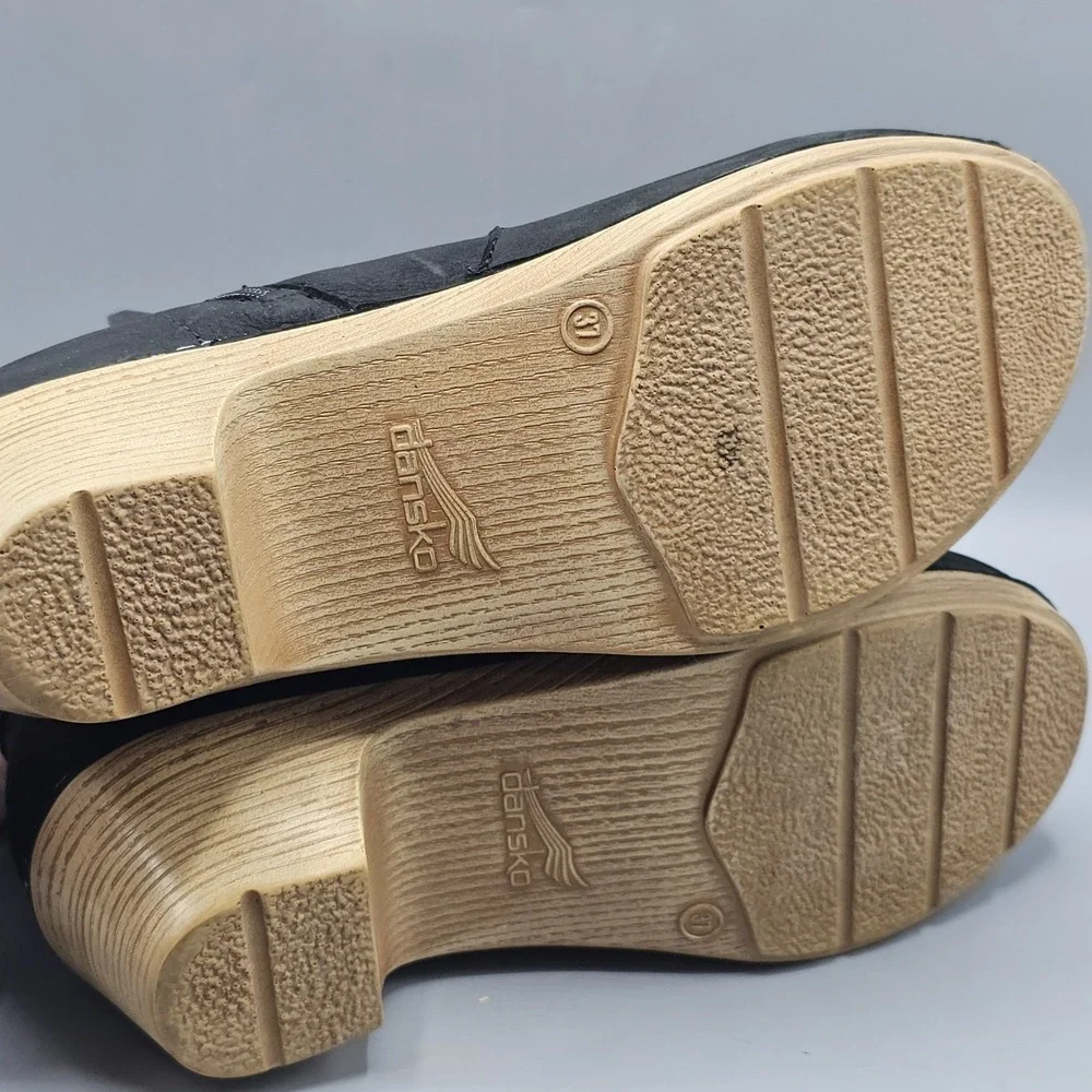 Dansko excellent plastic